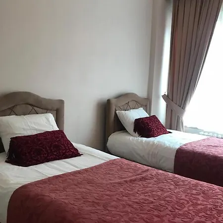 On Pier Loti Street With A View Estambul